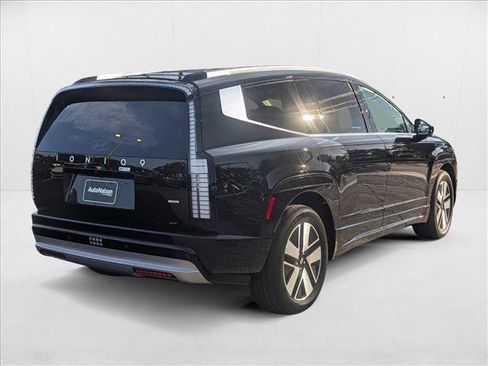 New 2026 Hyundai Ioniq 9 SEL image 2