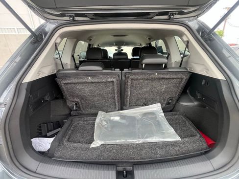 Certified 2023 Volkswagen Tiguan SE image 6