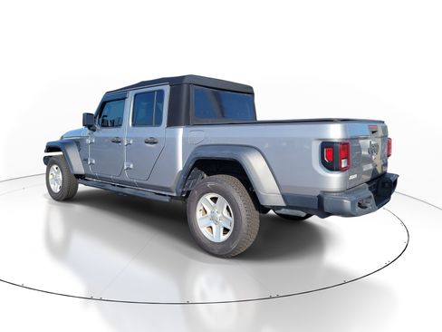 Used 2020 Jeep Gladiator Sport w/ Quick Order Package 24S image 5