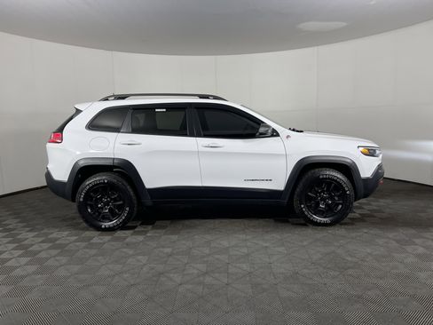 Used 2020 Jeep Cherokee Trailhawk w/ Comfort/Convenience Group image 5