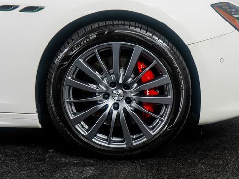 Used 2023 Maserati Ghibli Modena RWD image 7