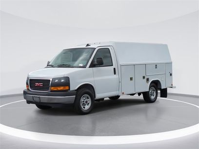 New 2025 GMC Savana 3500 w/ Power Convenience Package