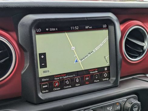 Used 2021 Jeep Wrangler Unlimited Rubicon AWD/4WD image 22