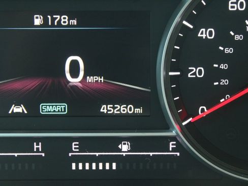 Certified 2022 Kia Sorento SX AWD/4WD image 31