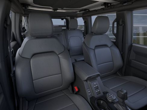New 2026 Ford Bronco Badlands AWD/4WD image 10