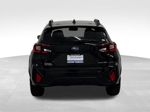 Certified 2025 Subaru Crosstrek 2.5i Premium AWD/4WD image 7