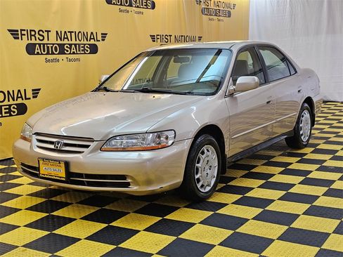 Used 2001 Honda Accord LX image 7