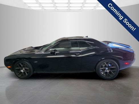 Used 2016 Dodge Challenger R/T Plus image 4