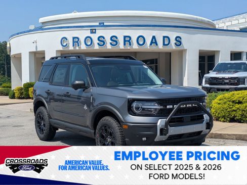 New 2025 Ford Bronco Sport Outer Banks w/ Sasquatch Outer Banks Package AWD/4WD image 1