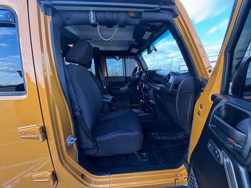 Used 2014 Jeep Wrangler Unlimited Sport w/ Quick Order Package 24S image 22