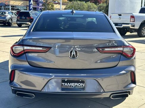 Used 2023 Acura TLX w/ Technology Package image 3