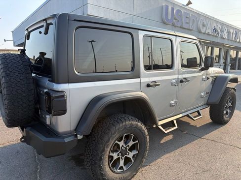 Used 2018 Jeep Wrangler Unlimited Rubicon AWD/4WD image 2