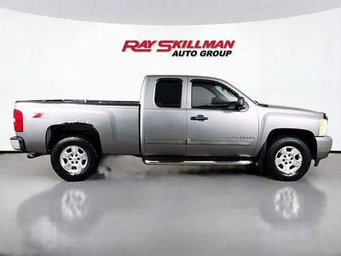 Used 2008 Chevrolet Silverado 1500 LT w/ Power Pack Plus image 8