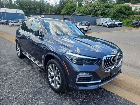 Used 2021 BMW X5 xDrive40i w/ Convenience Package image 3