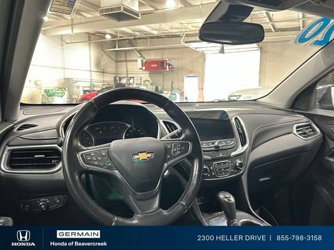 Used 2020 Chevrolet Equinox Premier FWD image 15
