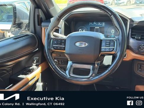 Used 2022 Ford Expedition Platinum AWD/4WD image 27