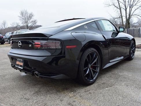 Certified 2024 Nissan Z Performance w/ Floor Mat Package image 5