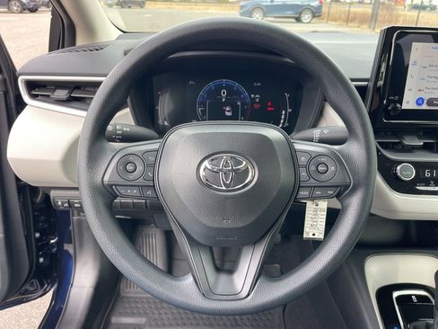 Used 2026 Toyota Corolla LE image 15