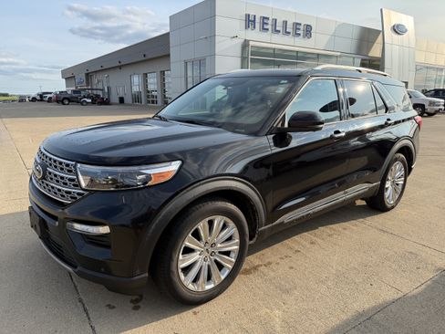 Used 2020 Ford Explorer Limited w/ Class III Trailer Tow Package RWD image 3