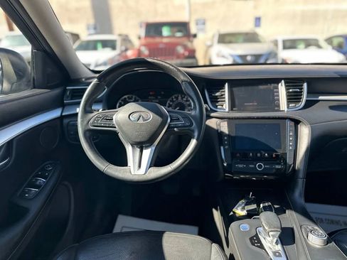 Used 2019 INFINITI QX50 Essential w/ Cargo Package FWD image 39