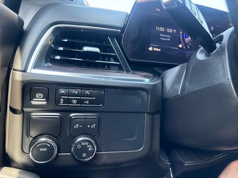 Used 2025 Chevrolet Tahoe LT RWD image 20