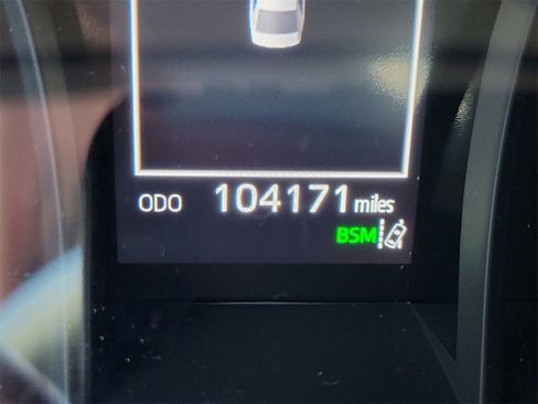 Used 2021 Toyota Camry SE w/ Convenience Package image 22