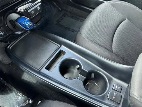 Used 2019 Toyota Prius LE w/ Carpet Mat Package AWD/4WD image 16