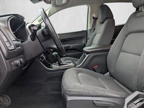 Used 2018 GMC Canyon SLE w/ SLE Convenience Package image 16