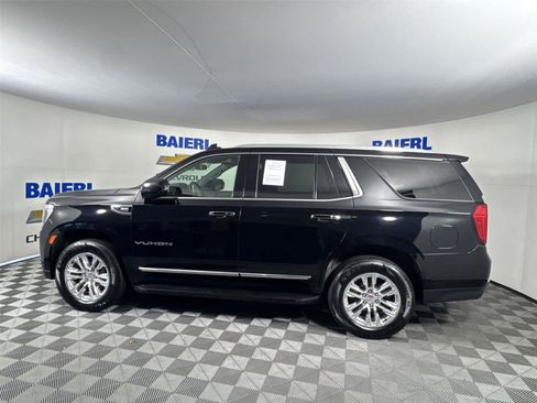 Used 2021 GMC Yukon SLT w/ SLT Premium Package AWD/4WD image 2