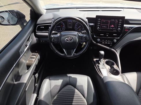 Used 2021 Toyota Camry SE FWD image 25