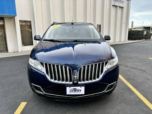 Used 2012 Lincoln MKX AWD image 2