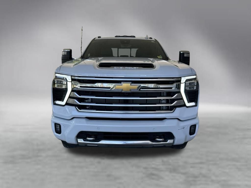 Used 2026 Chevrolet Silverado 3500 High Country w/ Technology Package AWD/4WD image 12