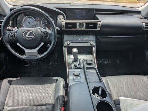 Used 2015 Lexus IS 250 w/ Premium Package RWD image 14