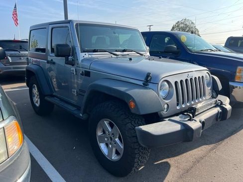 Used 2016 Jeep Wrangler Sport w/ Mopar Black Appearance Group AWD/4WD image 3