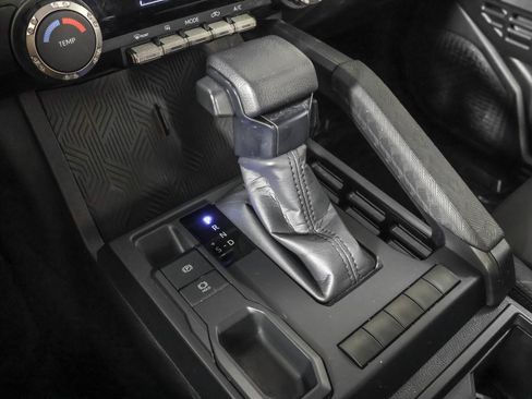Used 2024 Toyota Tacoma SR RWD image 31