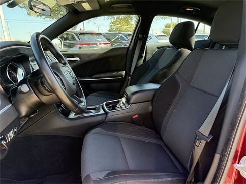Used 2020 Dodge Charger SXT image 22