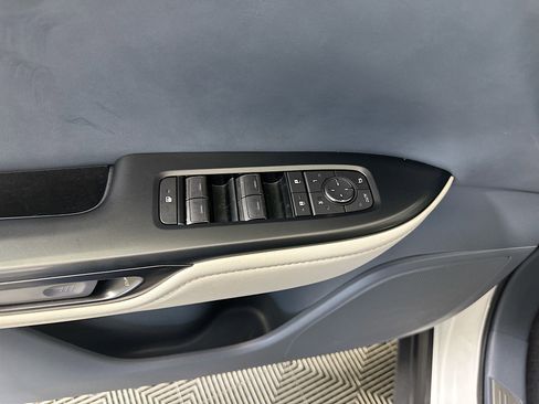 Used 2023 Lexus RZ 450e Premium w/ Technology Package image 15