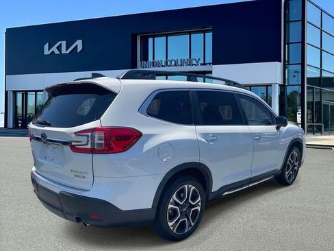 Used 2023 Subaru Ascent Touring AWD/4WD image 6