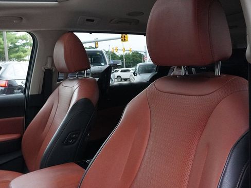 Used 2023 Kia Carnival SX Prestige FWD image 29