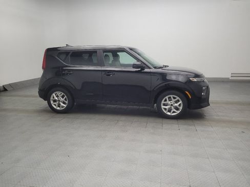 Used 2022 Kia Soul LX w/ Technology Package FWD image 11