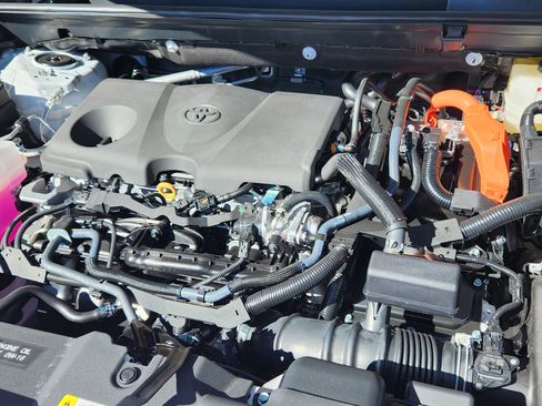 Certified 2025 Toyota RAV4 XLE image 16