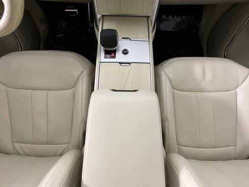Certified 2024 Land Rover Range Rover Long Wheelbase SE AWD/4WD image 14