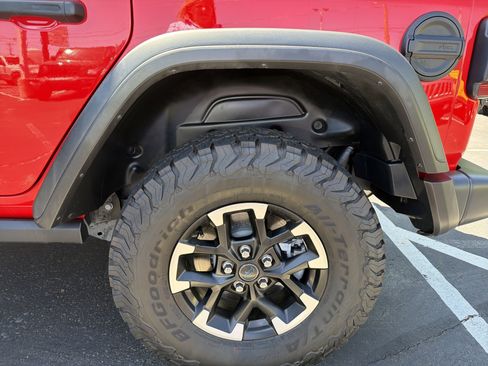 Certified 2025 Jeep Wrangler Unlimited Rubicon 4xe w/ Safety Group AWD/4WD image 43