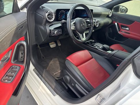 Certified 2022 Mercedes-Benz CLA 250 image 9