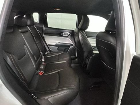 Used 2023 Jeep Compass Limited AWD/4WD image 30