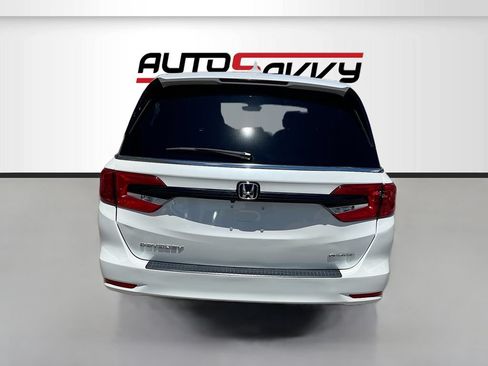 Used 2023 Honda Odyssey Sport image 5