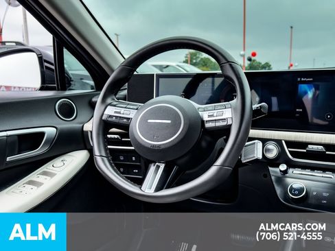Used 2025 Hyundai Sonata SEL FWD image 18