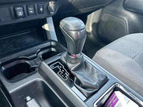 Used 2019 Toyota Tacoma TRD Sport RWD image 25