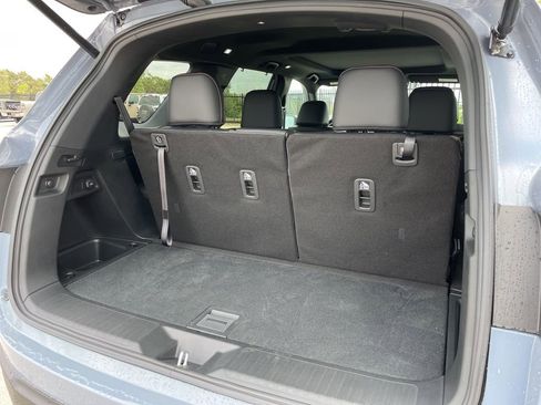 Certified 2025 Honda Pilot TrailSport image 10
