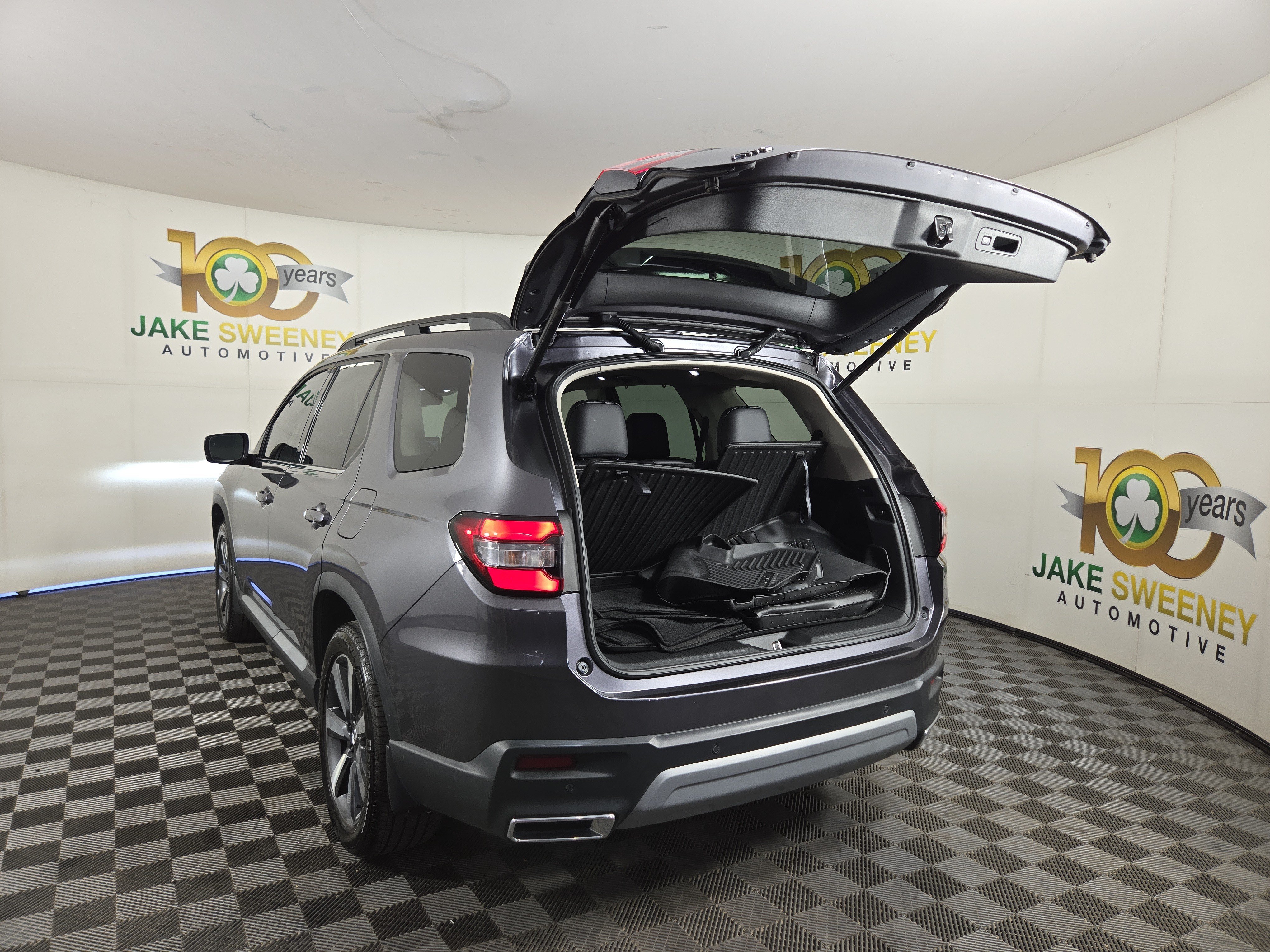 Used 2025 Honda Pilot Elite image 33